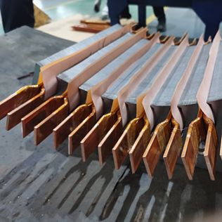 a 220v 10kw dc motor